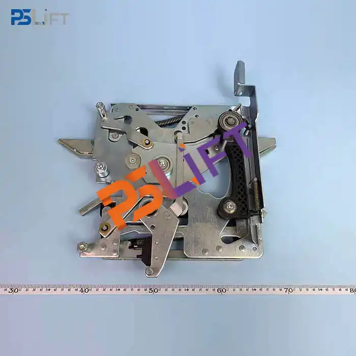 Door Vane KM602673G13 COUPLER, LOCK RAILING 2 CENTRE OPENING KONE 